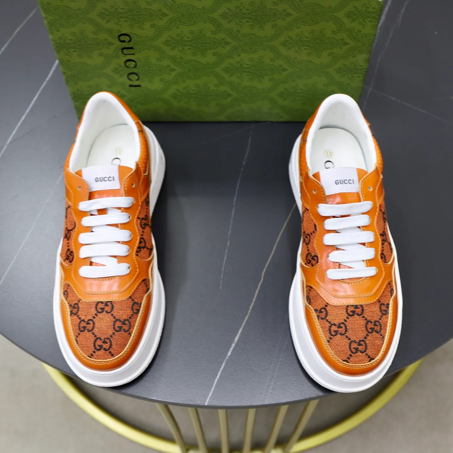 Men's shoes: 400💰🙅‍♂️🙅‍♂️🙅‍♂️ Brand: GUCCI Standard code: 38-44 (45 customized) Grade: Same as the official website Material: Original leather splicing brand cloth Comfortable and breathable sheepskin lining Lightweight wear-resistant outsole Style category: Men's fashion casual shoes Sports shoes Distinguished luxury brand elements Top luxury Color: actual picture color